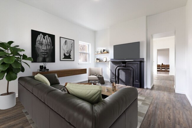 Foto del edificio - AVAILABLE May - Spacious Home You DO NOT w...