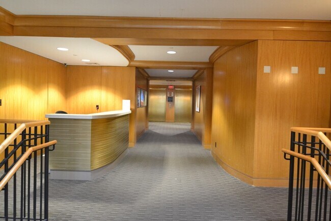 Foto del edificio - 75 Peterborough St