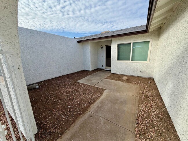 Foto del edificio - Single family home in Henderson
