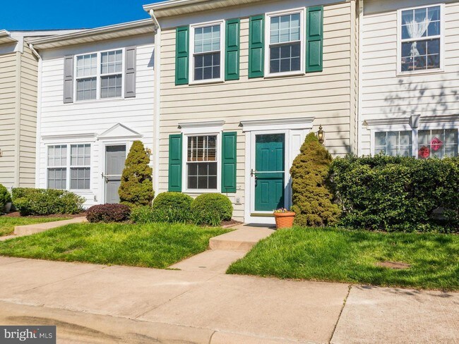 Building Photo - 2471 Fox Trot Terrace