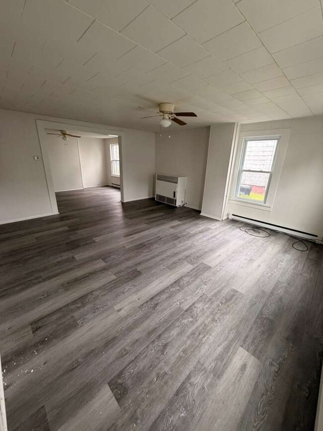 Building Photo - 778 3rd Ave