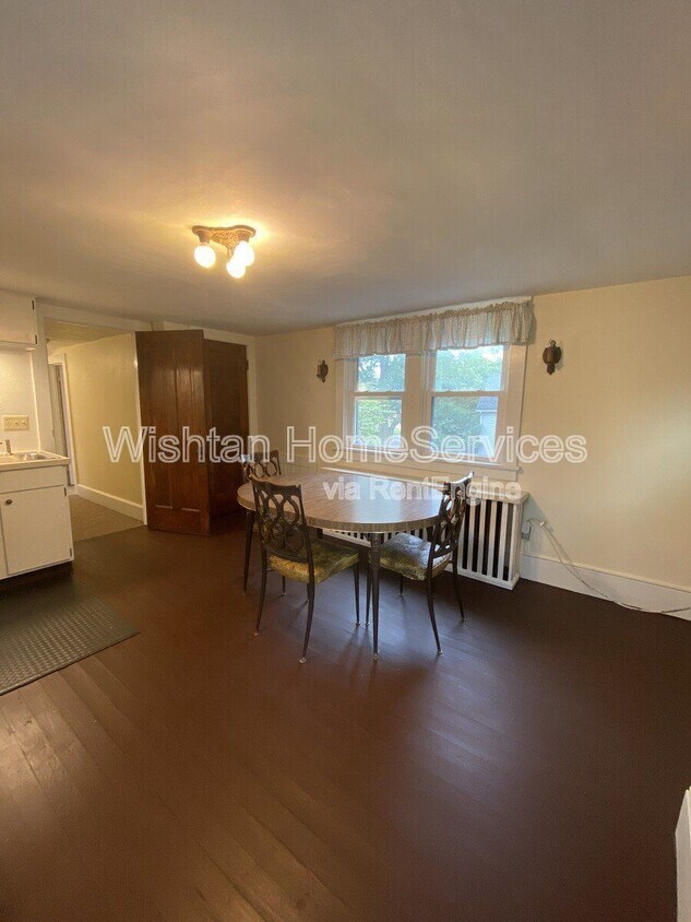 Foto principal - 525 S Lafayette St