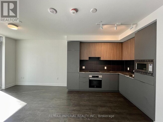 Building Photo - 50 O'Neill Rd