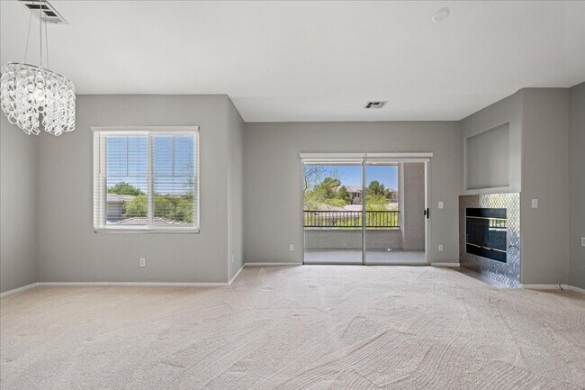 Foto del edificio - Summerlin Beauty: 2 Bd Condo; 1-Car Garage...