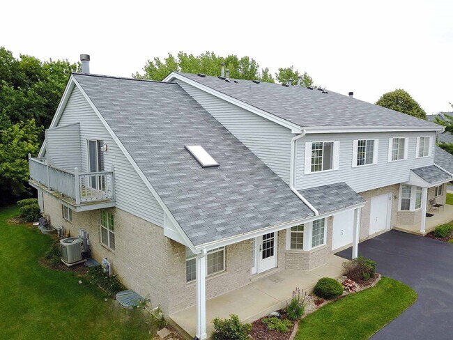Building Photo - 3524 Willowview Ct