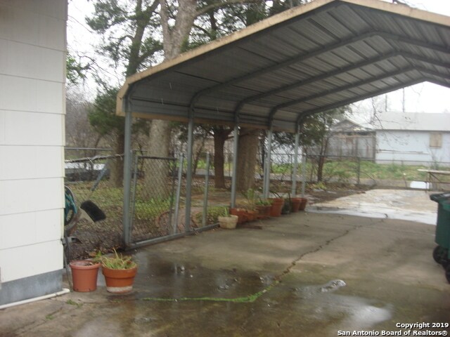 Building Photo - 812 Prado St