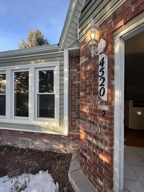 Building Photo - 4520 Carmel Dr