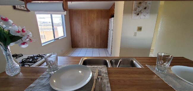Foto del edificio - 4446 W 136th St