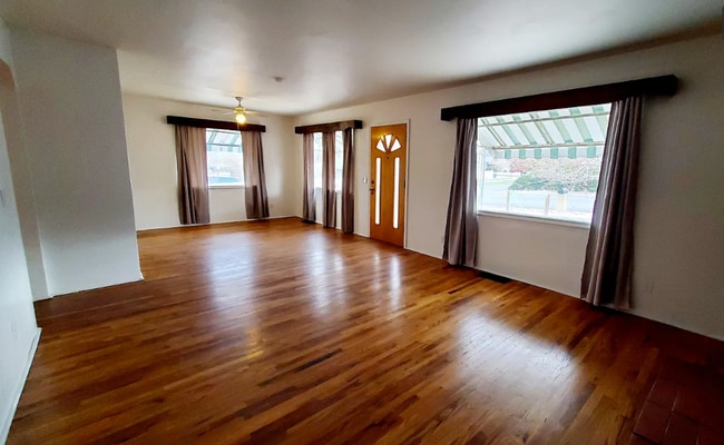 Foto del edificio - 4 Bedroom Magna home is ready for you!