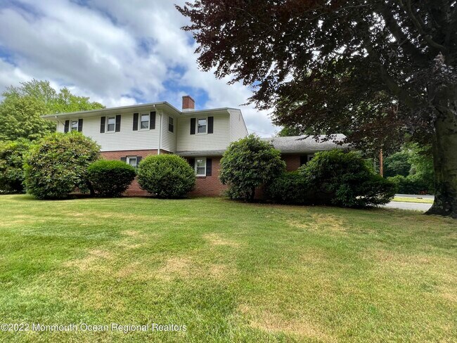 Building Photo - 722 Grassmere Avenue