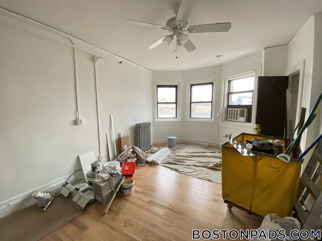 Building Photo - 91 Westland Ave