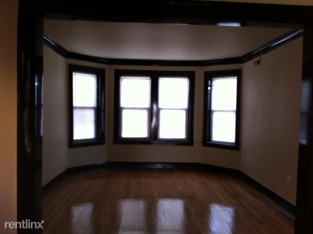 Primary Photo - 50 W 76th St