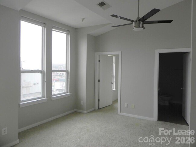 Foto del edificio - 1220 N Caldwell St