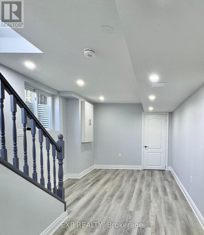 Building Photo - 1 Oaklea Blvd