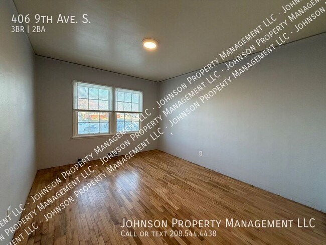 Foto del edificio - 406 9th Ave S