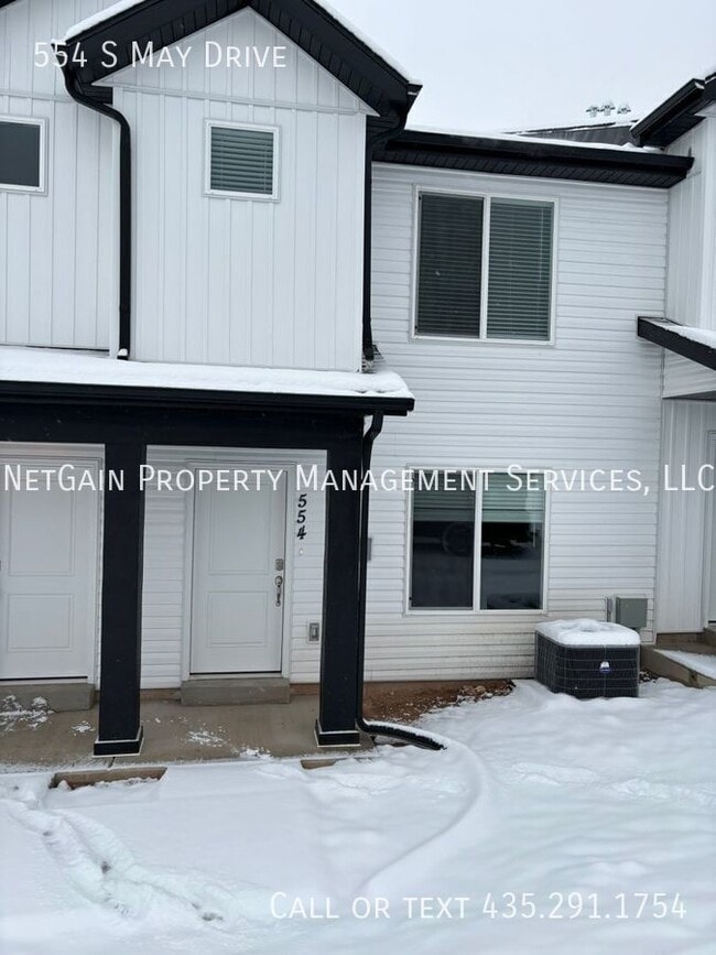 Building Photo - 554 May Dr