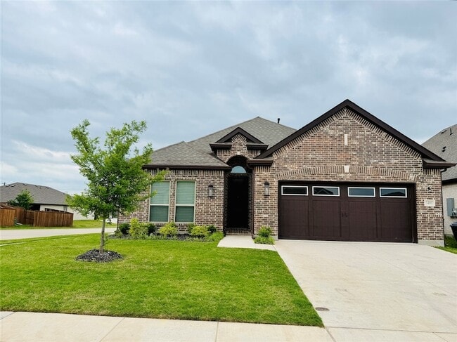 Building Photo - 3401 Riverlawn Dr