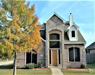 Building Photo - 156 Weston Ct