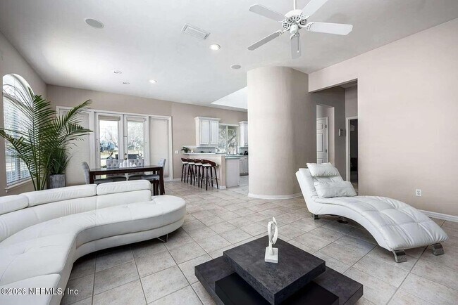 Foto del edificio - 10576 NW 32nd Rd