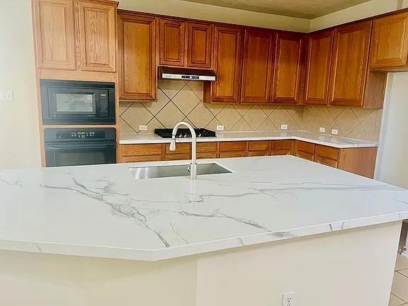 Foto del edificio - 6514 Ivy Heath Ln