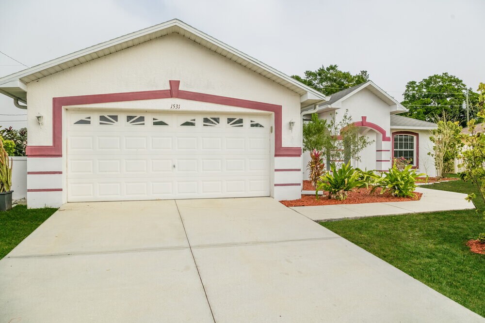 Foto principal - 1531 SE 42nd Terrace