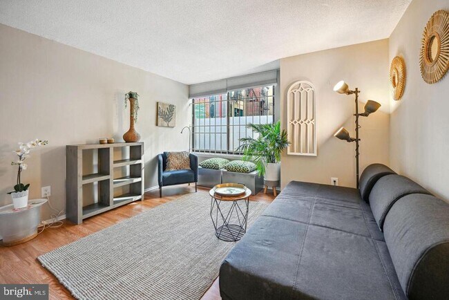 Foto del edificio - 1301 20th St NW