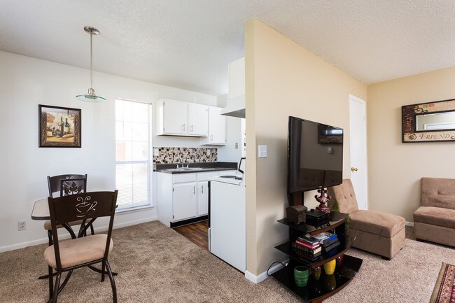 Four Winds Apartments - Anderson, IN | Apartments.com