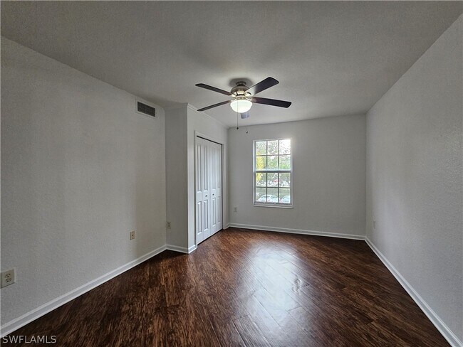 Building Photo - 4105 Residence Drive
