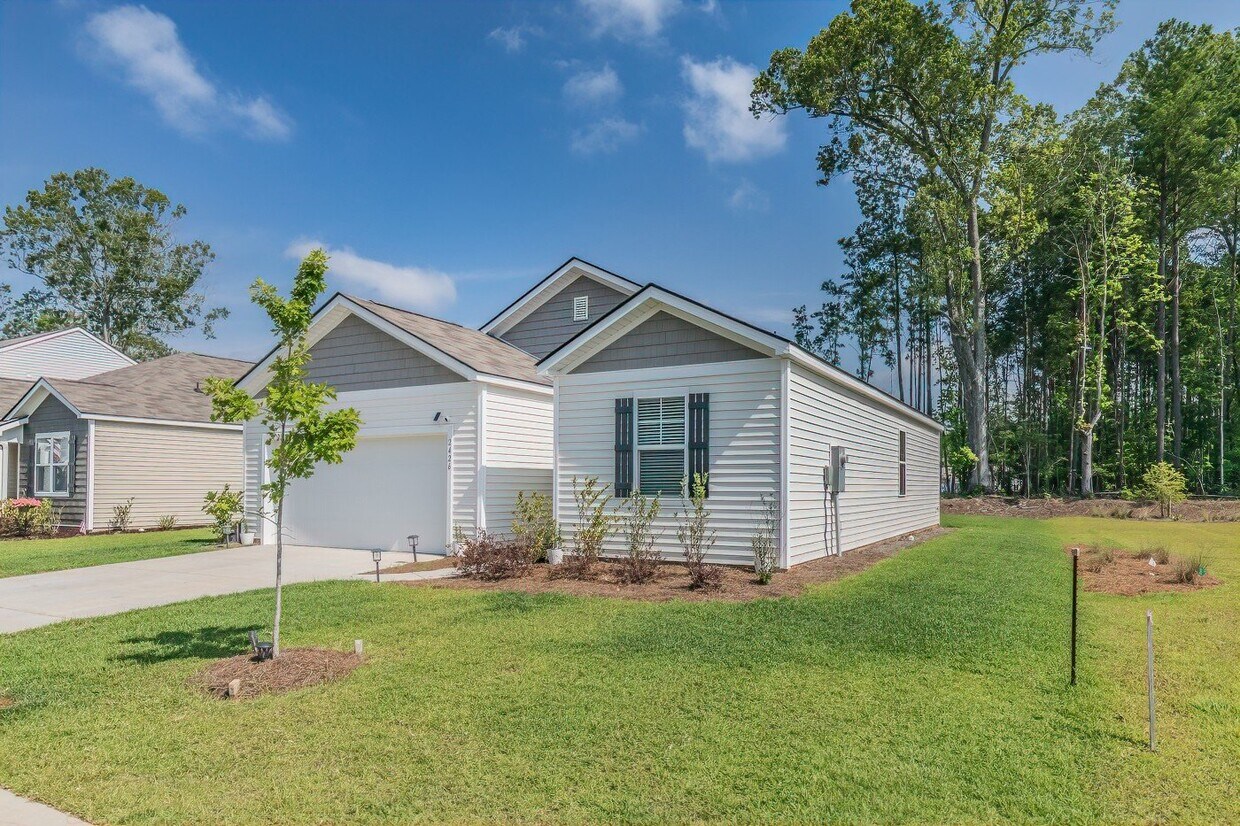 Primary Photo - 3 Bedroom / 2 Bath for Rent in Cypress Ridge