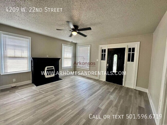 Foto del edificio - 4209 W 22nd St