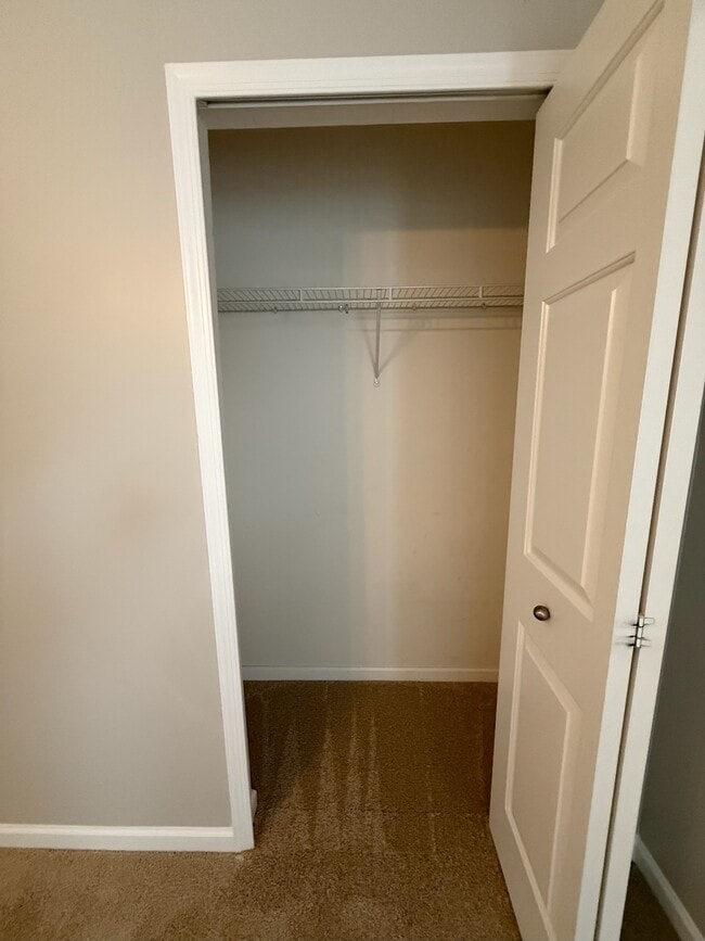 Foto del edificio - 5133 Ryan Allen Cir