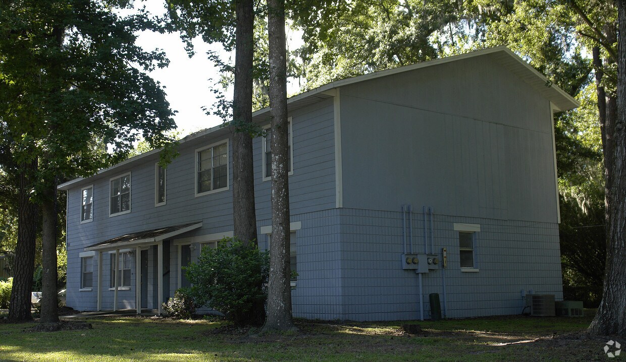 Building Photo - 625 SW 11th Ln