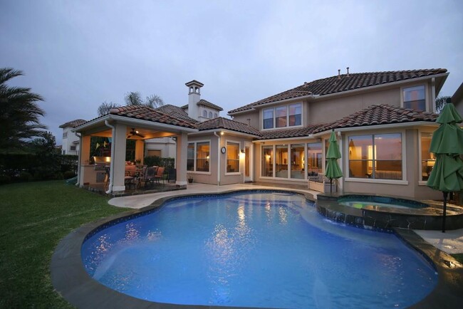 Building Photo - 14322 Shadow Garden Ln
