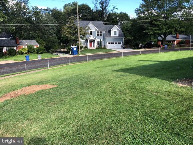 Foto del edificio - 6061 Munson Hill Rd