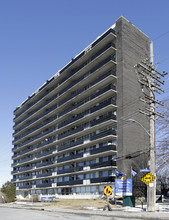 Building Photo - Kingsview Apartments