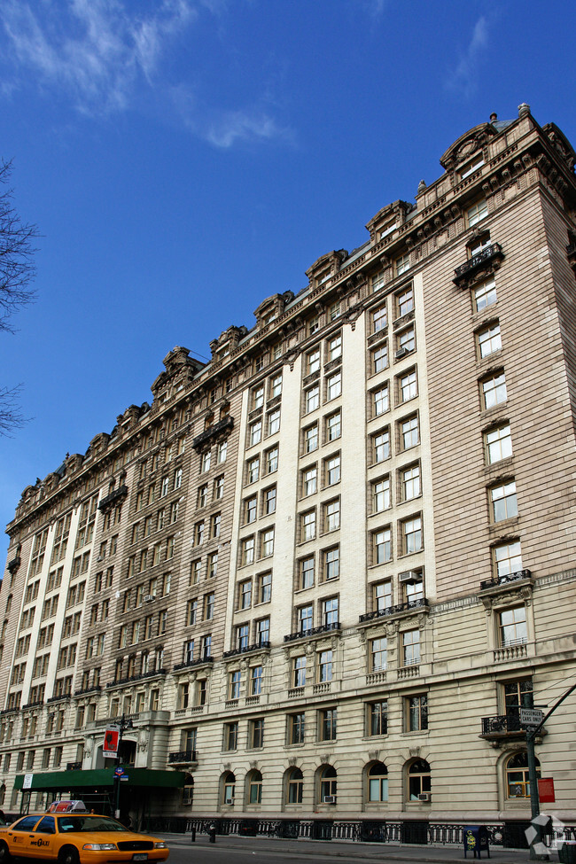 Building Photo - The Langham