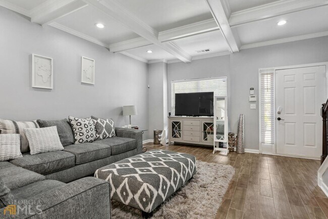 Foto del edificio - 2800 Parkway Cove