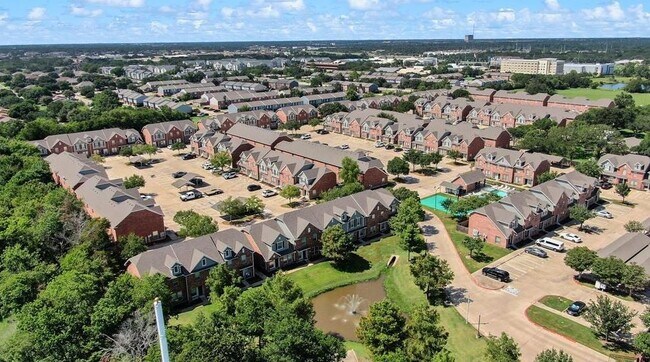 Building Photo - 1001 Krenek Tap Rd