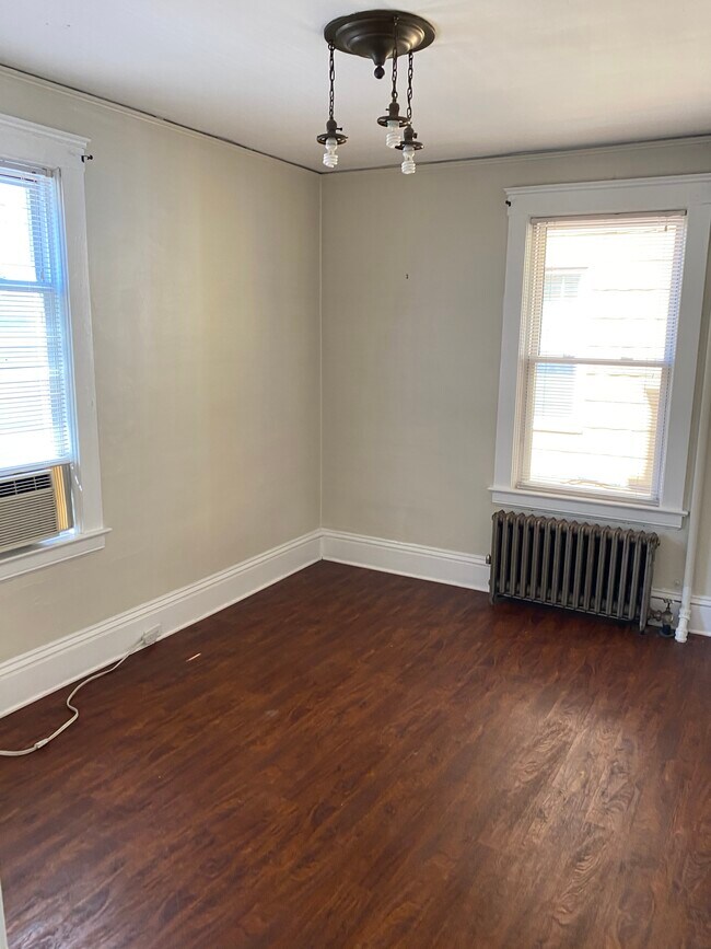 Foto del edificio - 2024 Murray Hill Rd