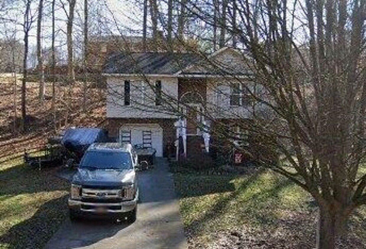 Foto principal - 3817 Rockford St