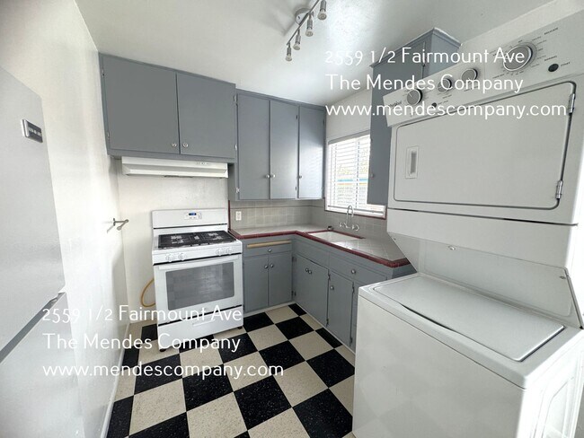 Foto del edificio - 2559 Fairmount Ave