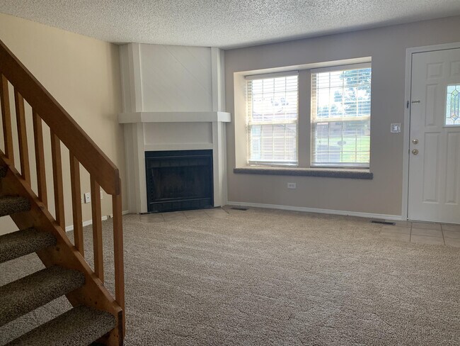 Building Photo - 6709 Overland Dr