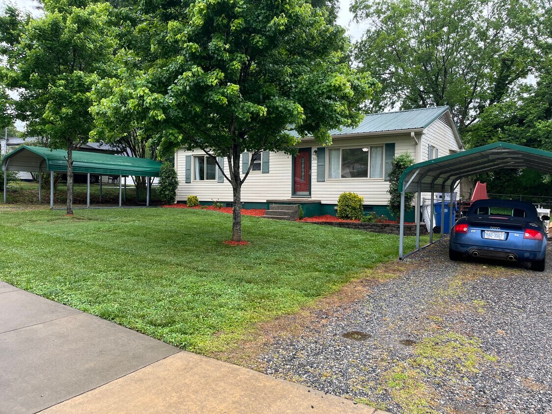 Foto principal - 310 Lytton St