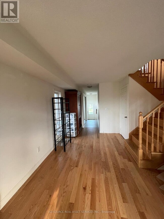 Building Photo - 3836 Tufgar Cres