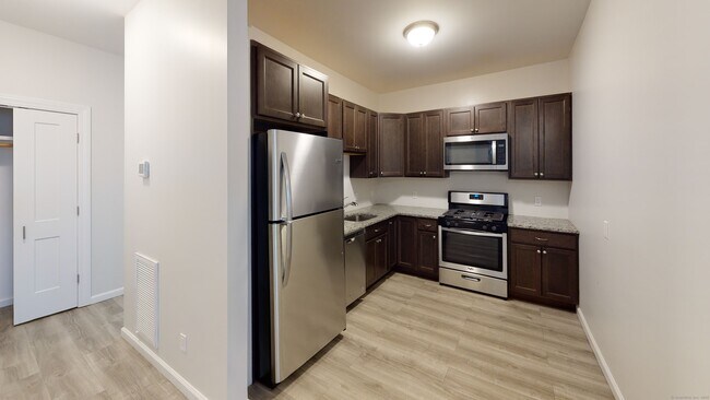 Foto del edificio - 2836 Fairfield Ave