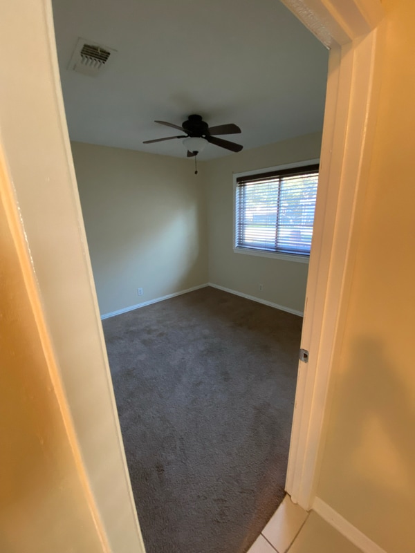 Foto del edificio - 2709 Shawn Dr