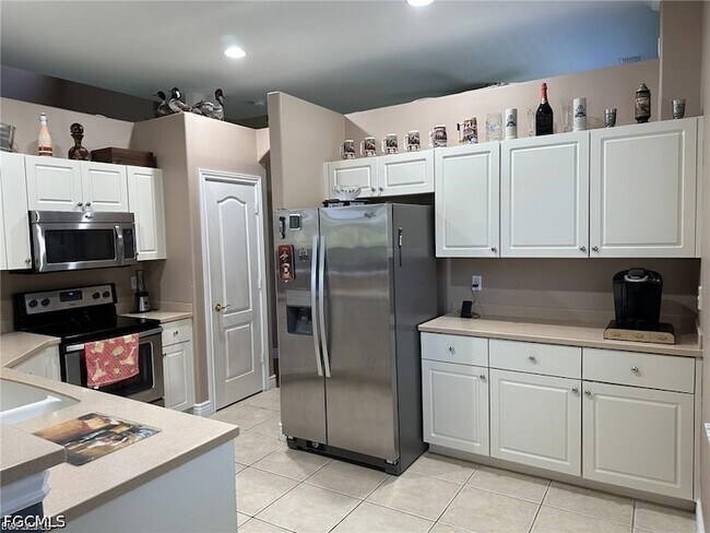 Foto del edificio - 9120 Red Canyon Dr