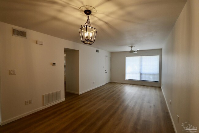 Foto del edificio - 2307 Sugartree Ct
