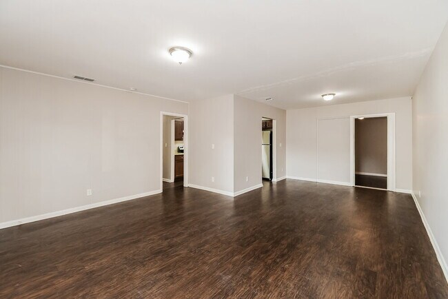 Foto del edificio - 7059 Melvin Rd