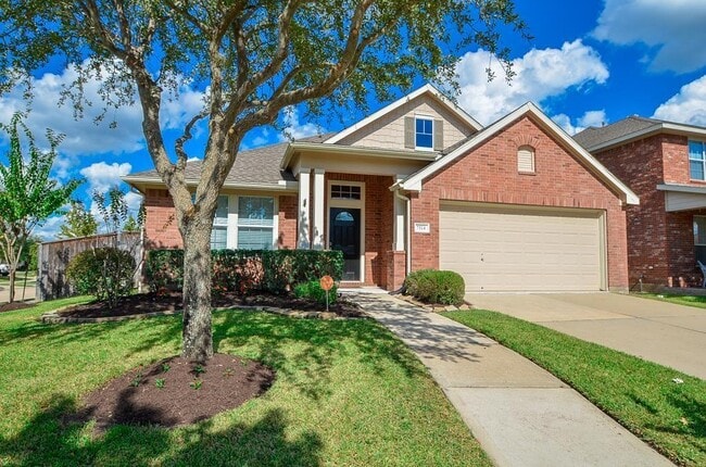Building Photo - 7114 Cornflower Ln